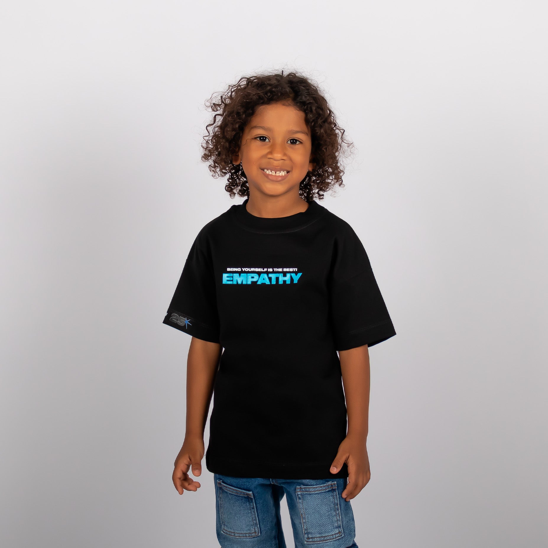 Oversize niño empathy