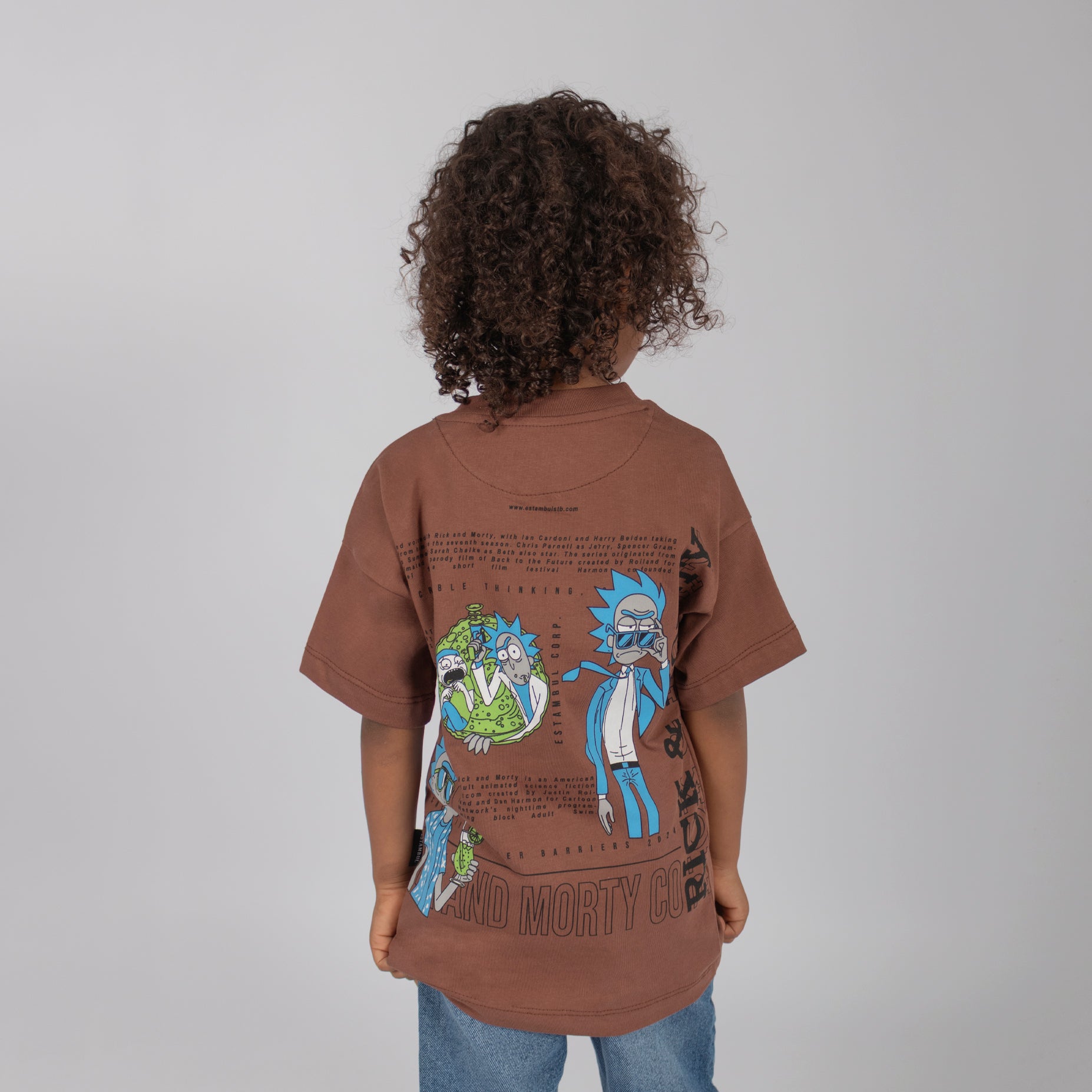 Oversize  niño Rick y Morty