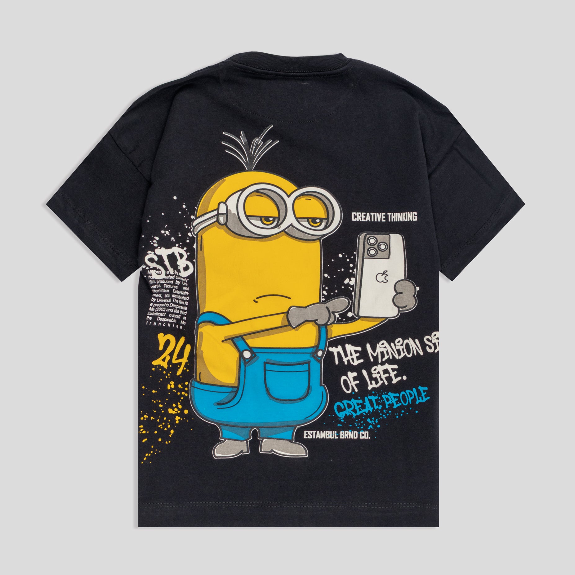 Oversize niño minions