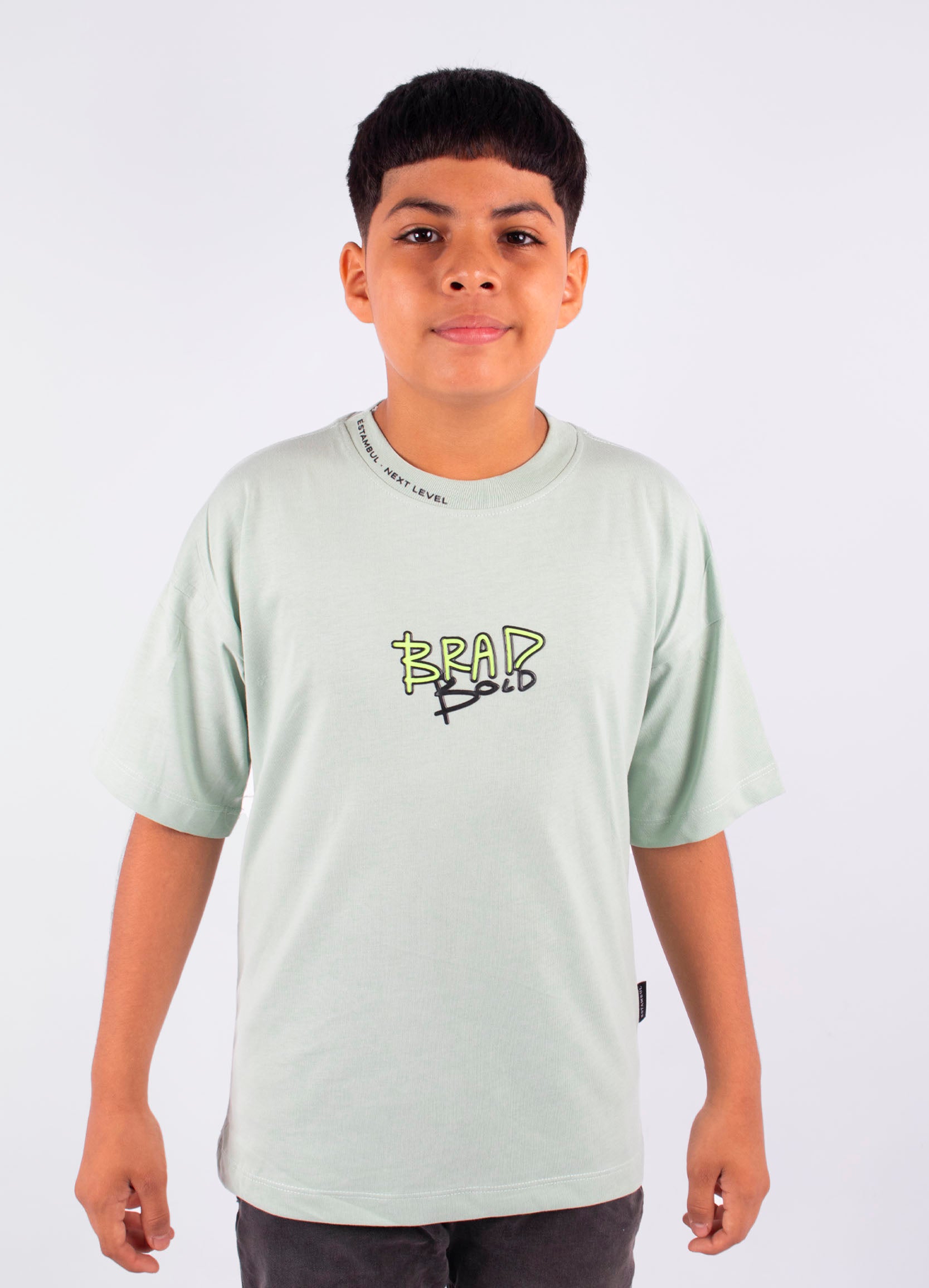 Oversize niño Brad Bold