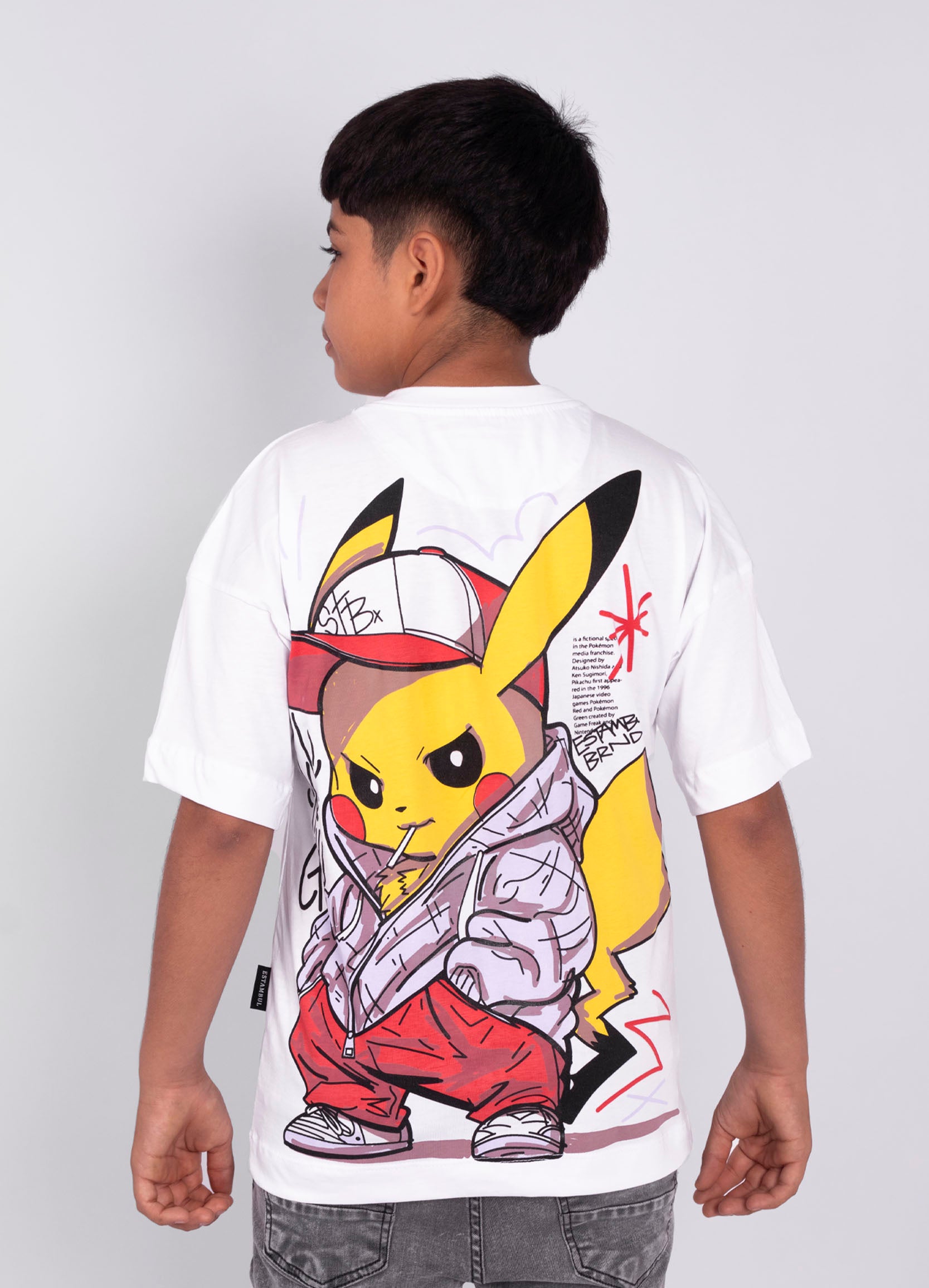 Oversize niño Pikachu Brnd