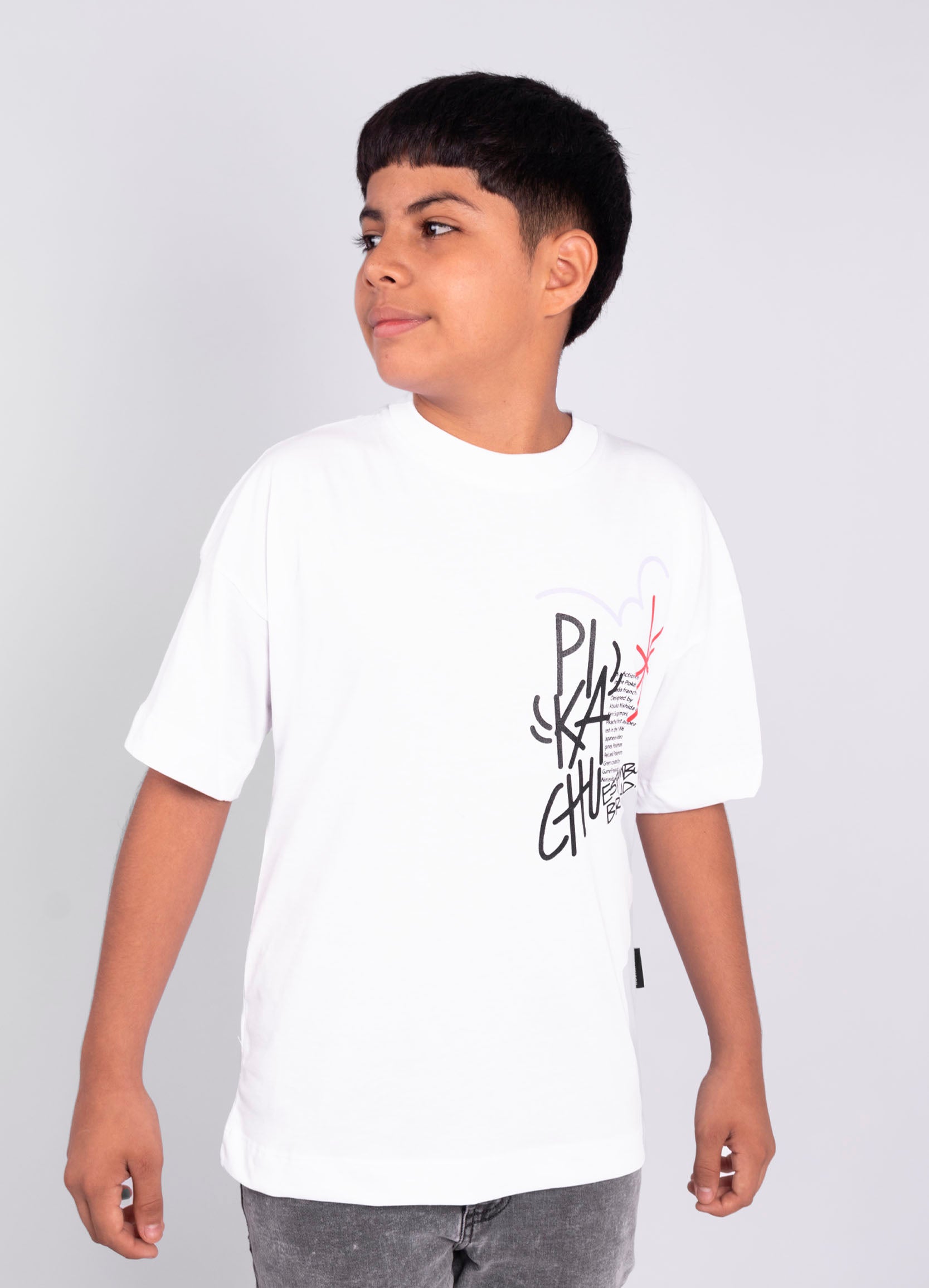 Oversize niño Pikachu Brnd