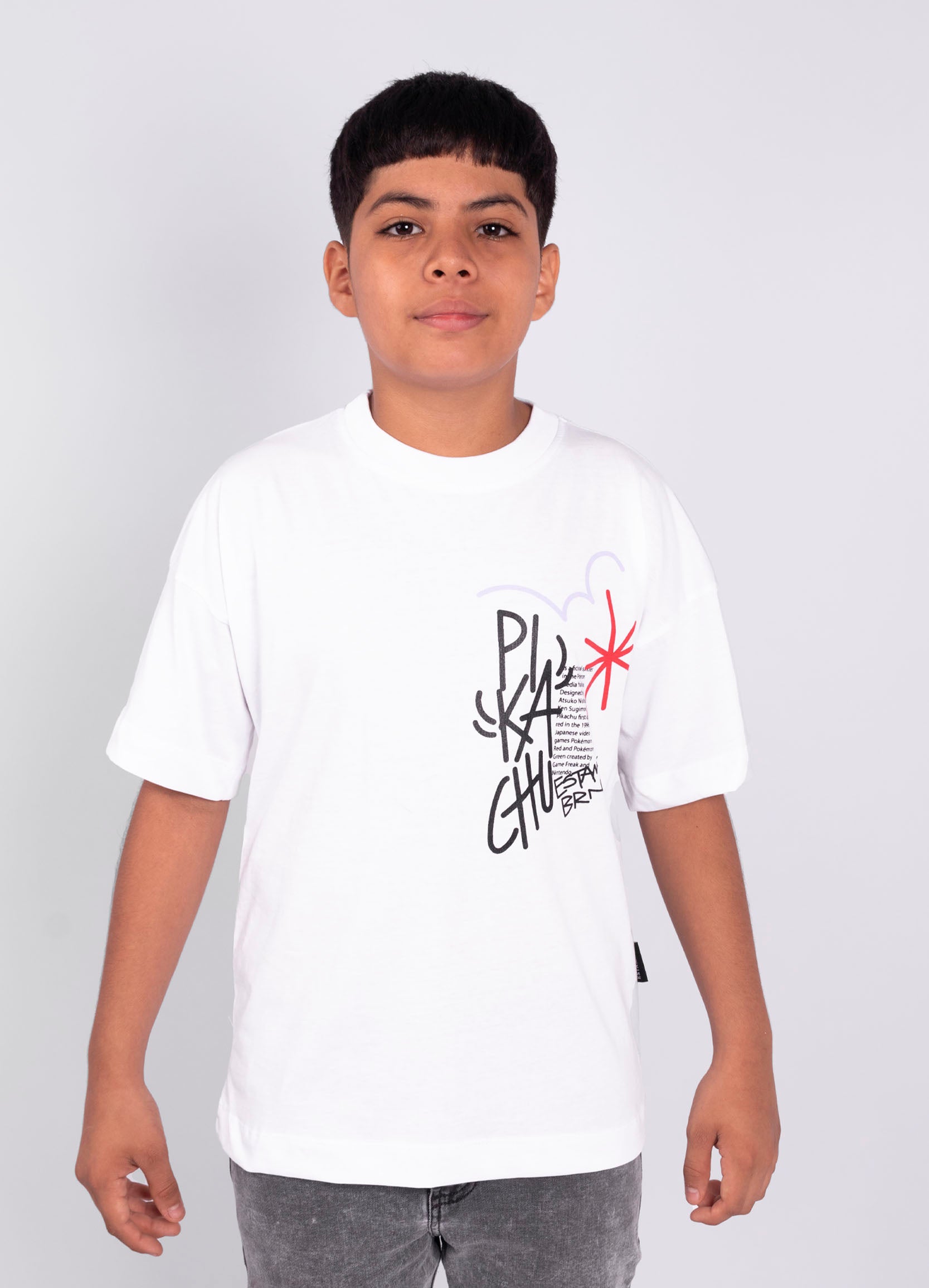 Oversize niño Pikachu Brnd