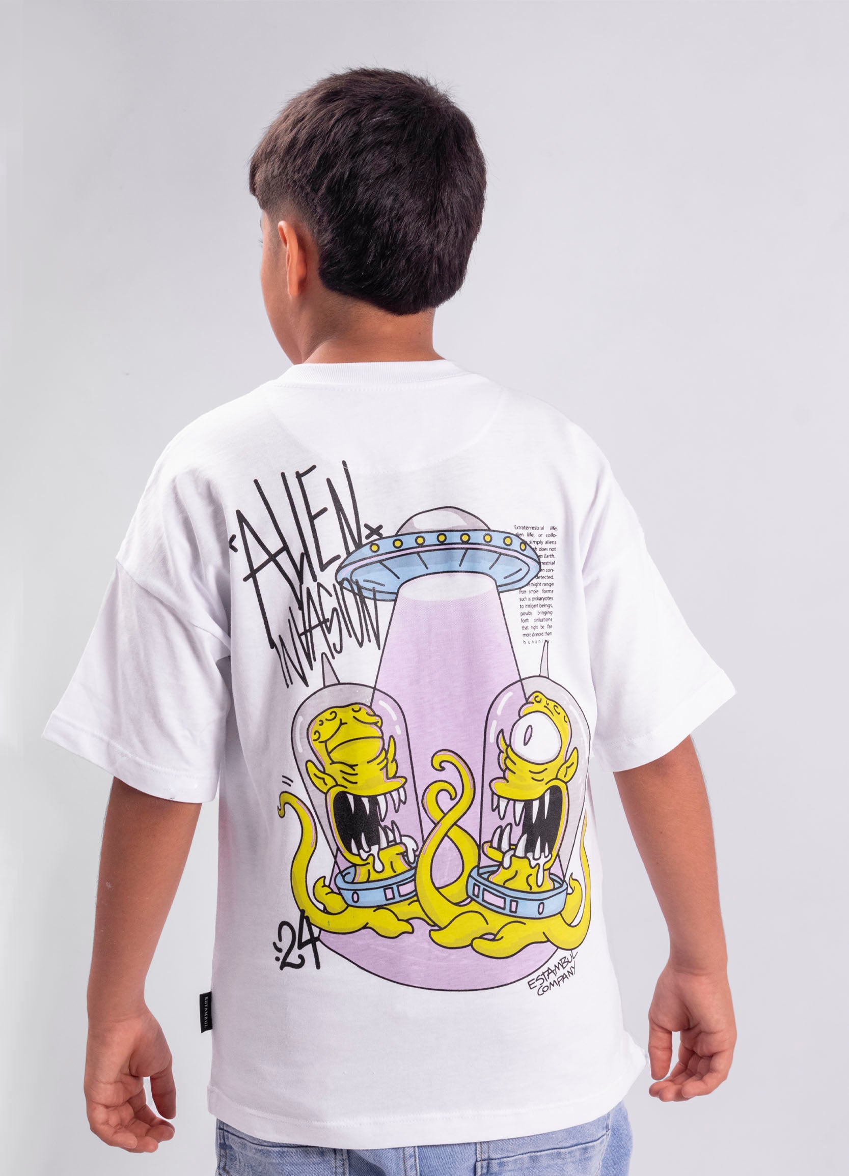 Oversize niño Alien