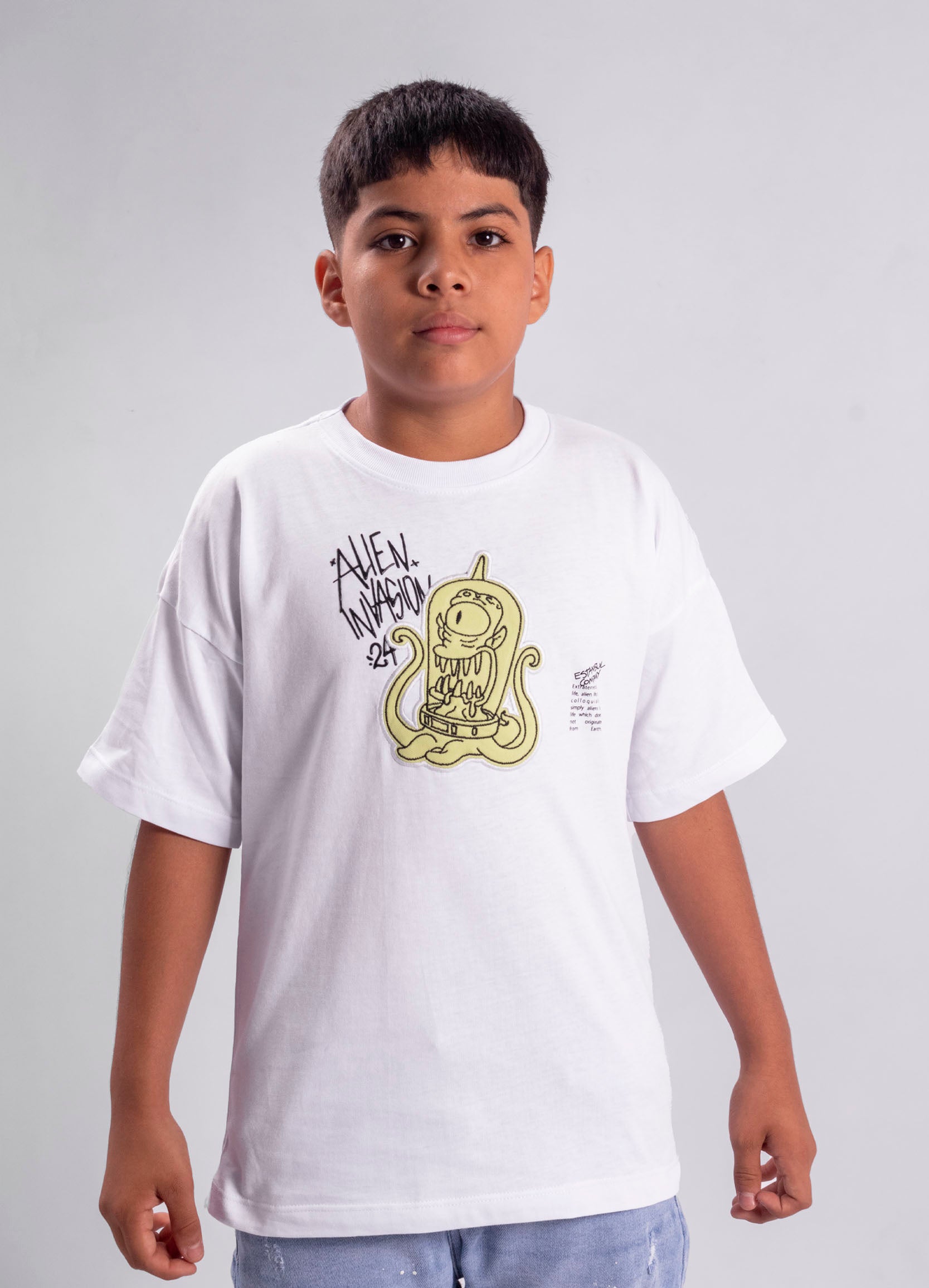 Oversize niño Alien