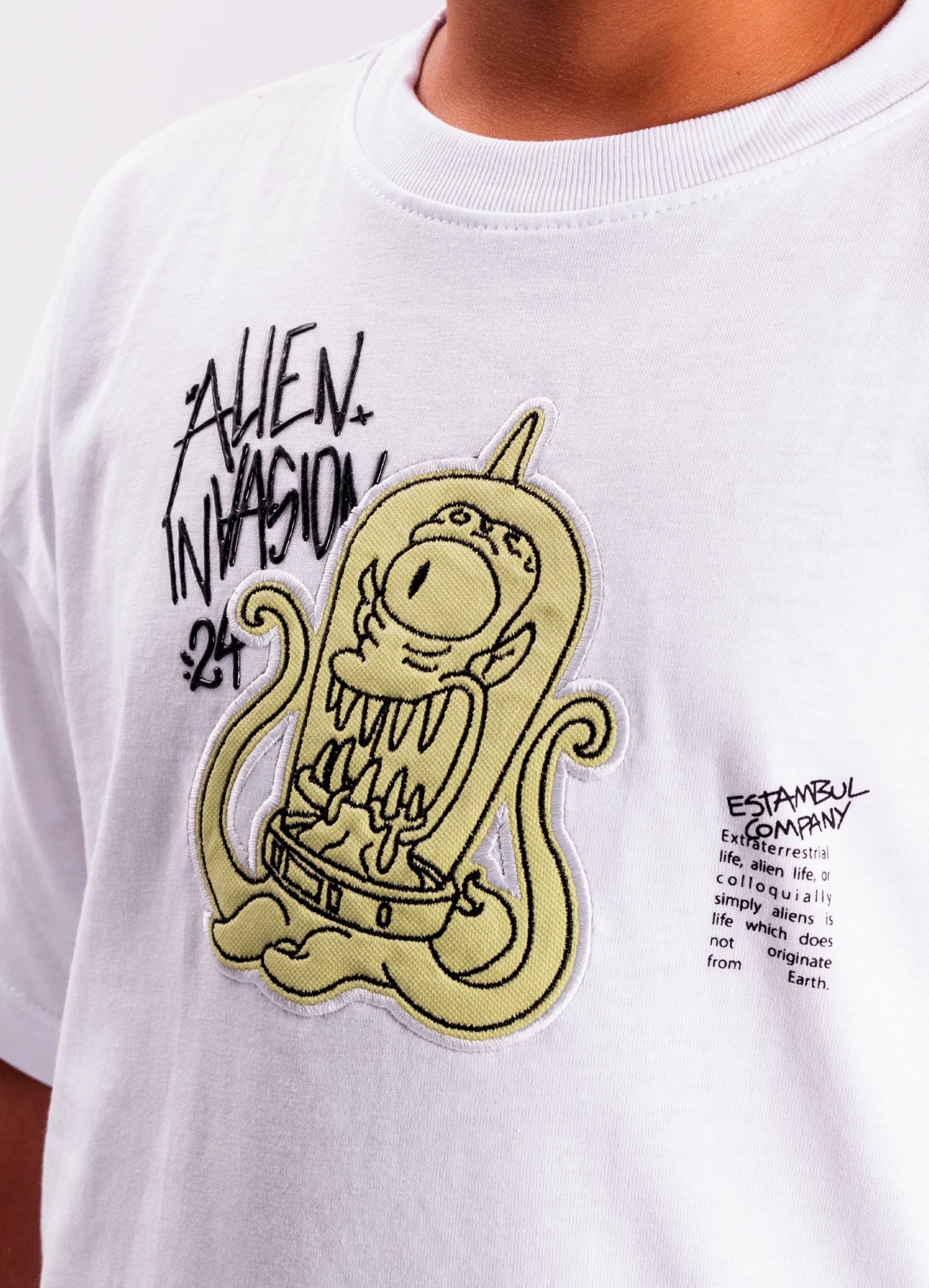 Oversize niño Alien