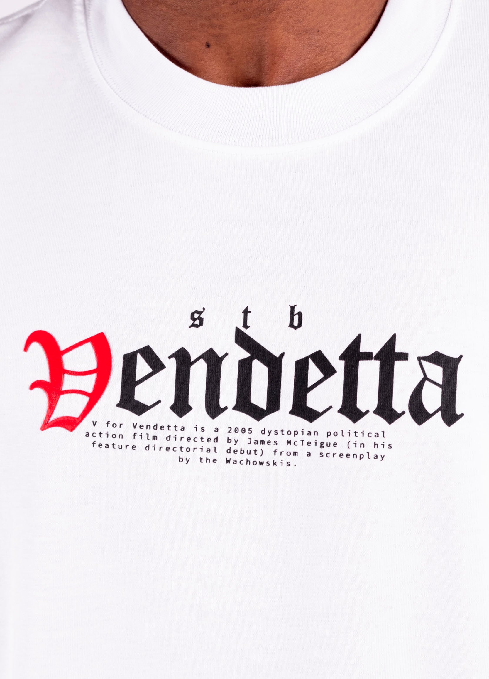 Oversize hombre estampada Vendetta