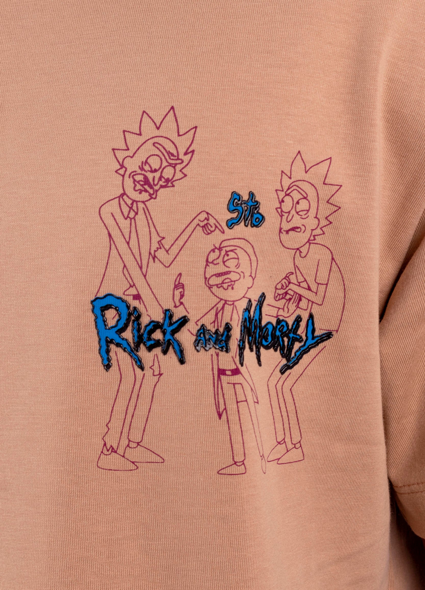 Oversize hombre estampada  Rick and Morty