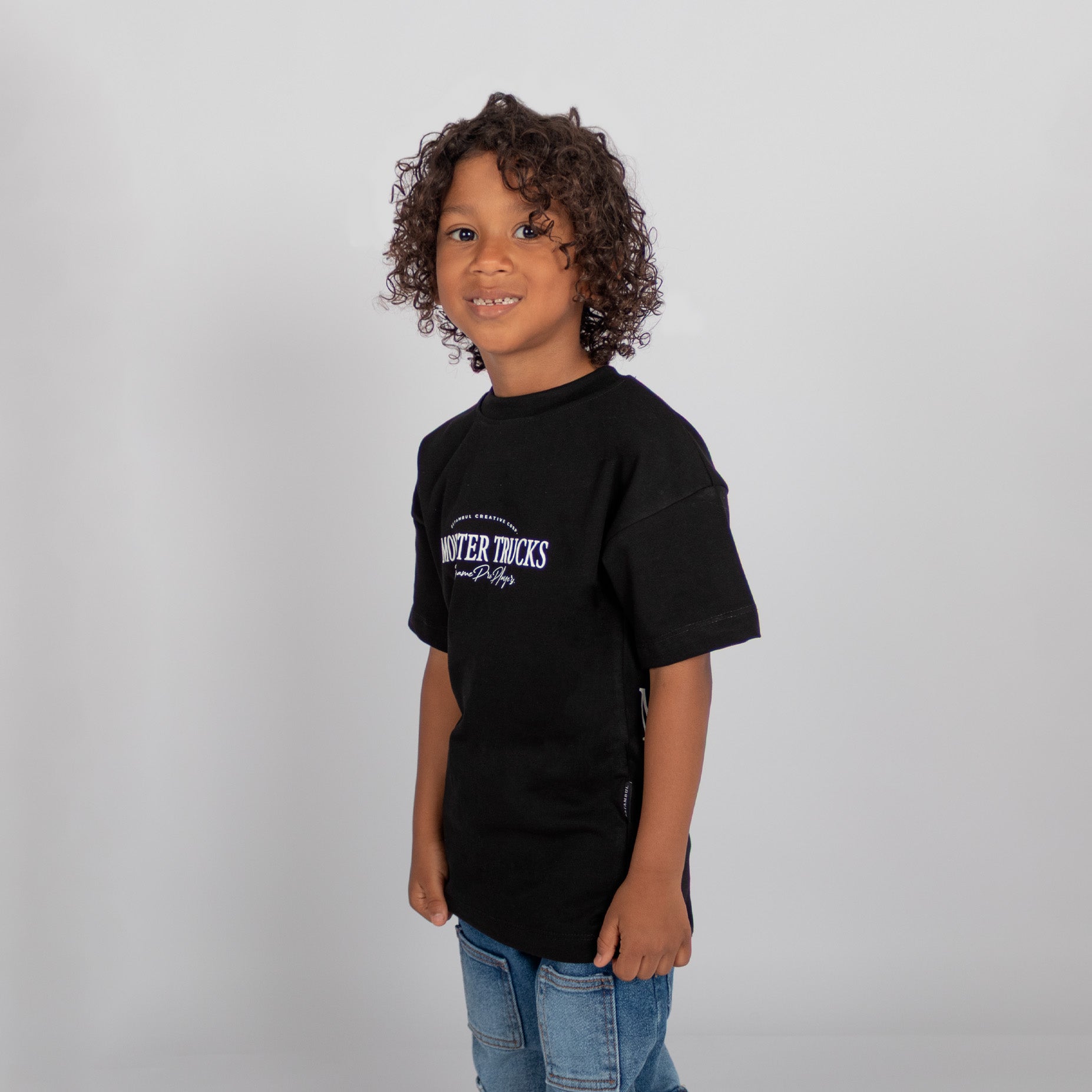 Oversize niño monster trucks