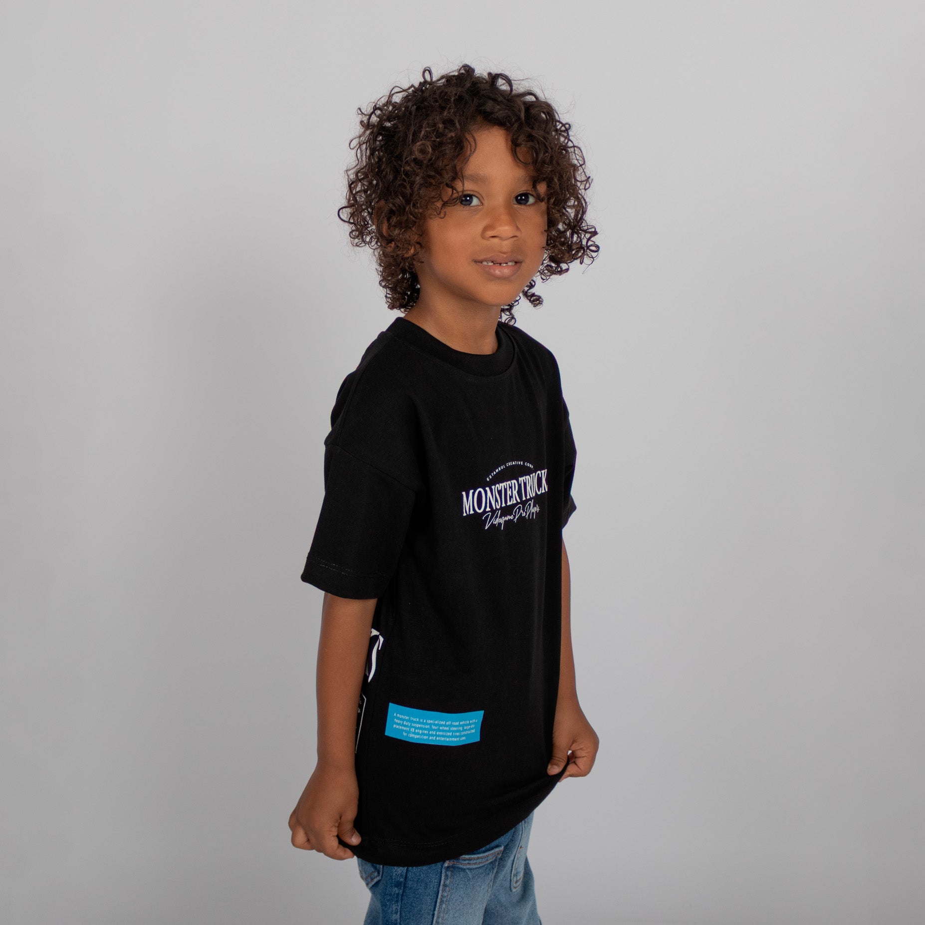 Oversize niño monster trucks