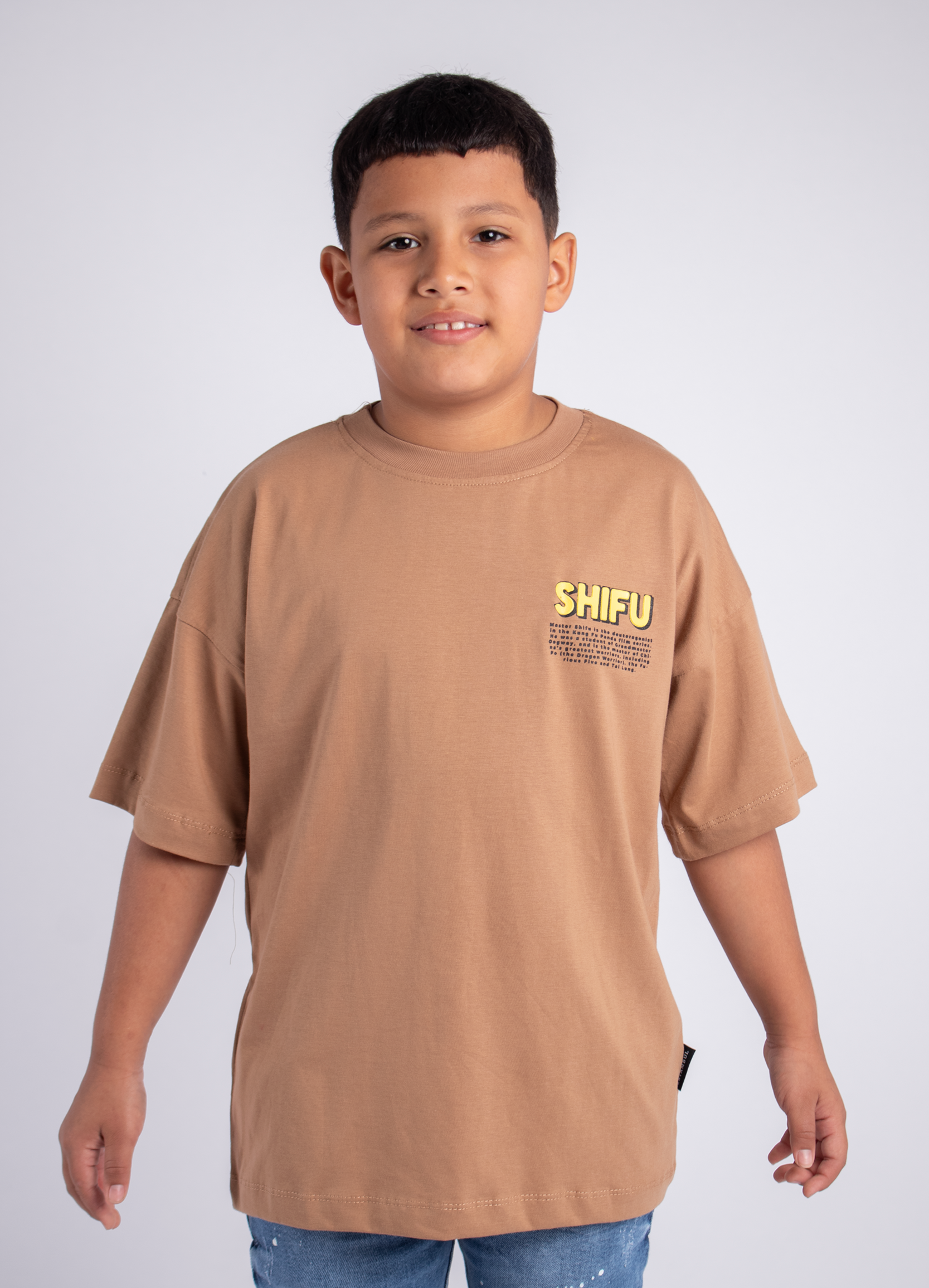 Overisze niño Master