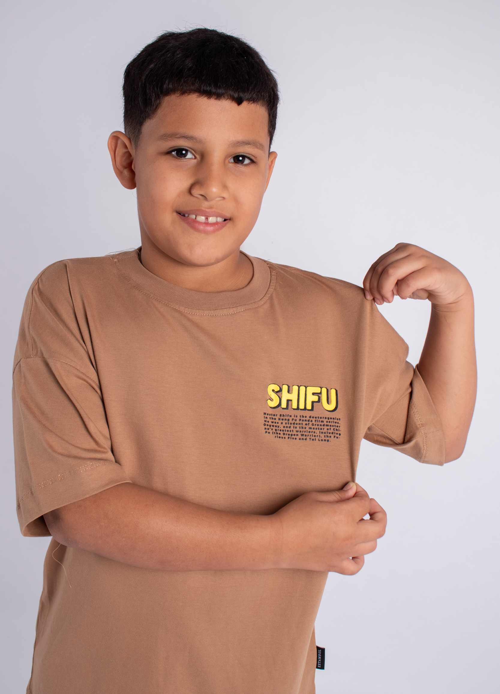 Overisze niño Master