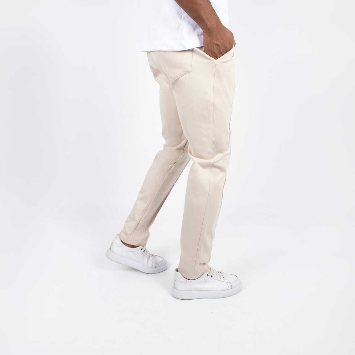 Pantalon hombre tela avena