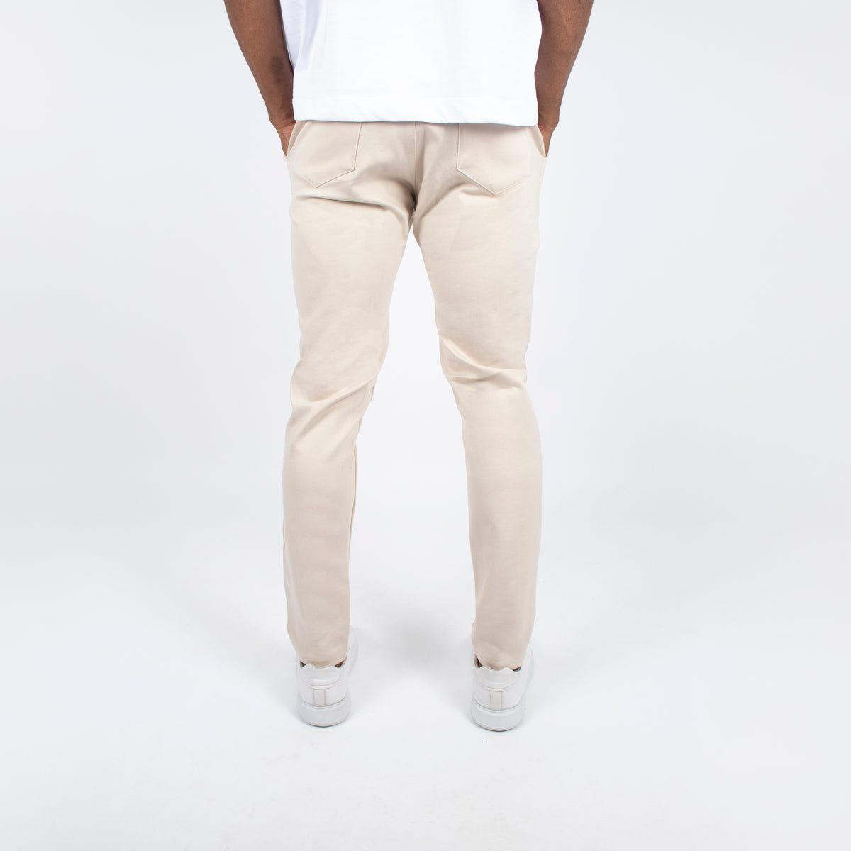 Pantalon hombre tela avena