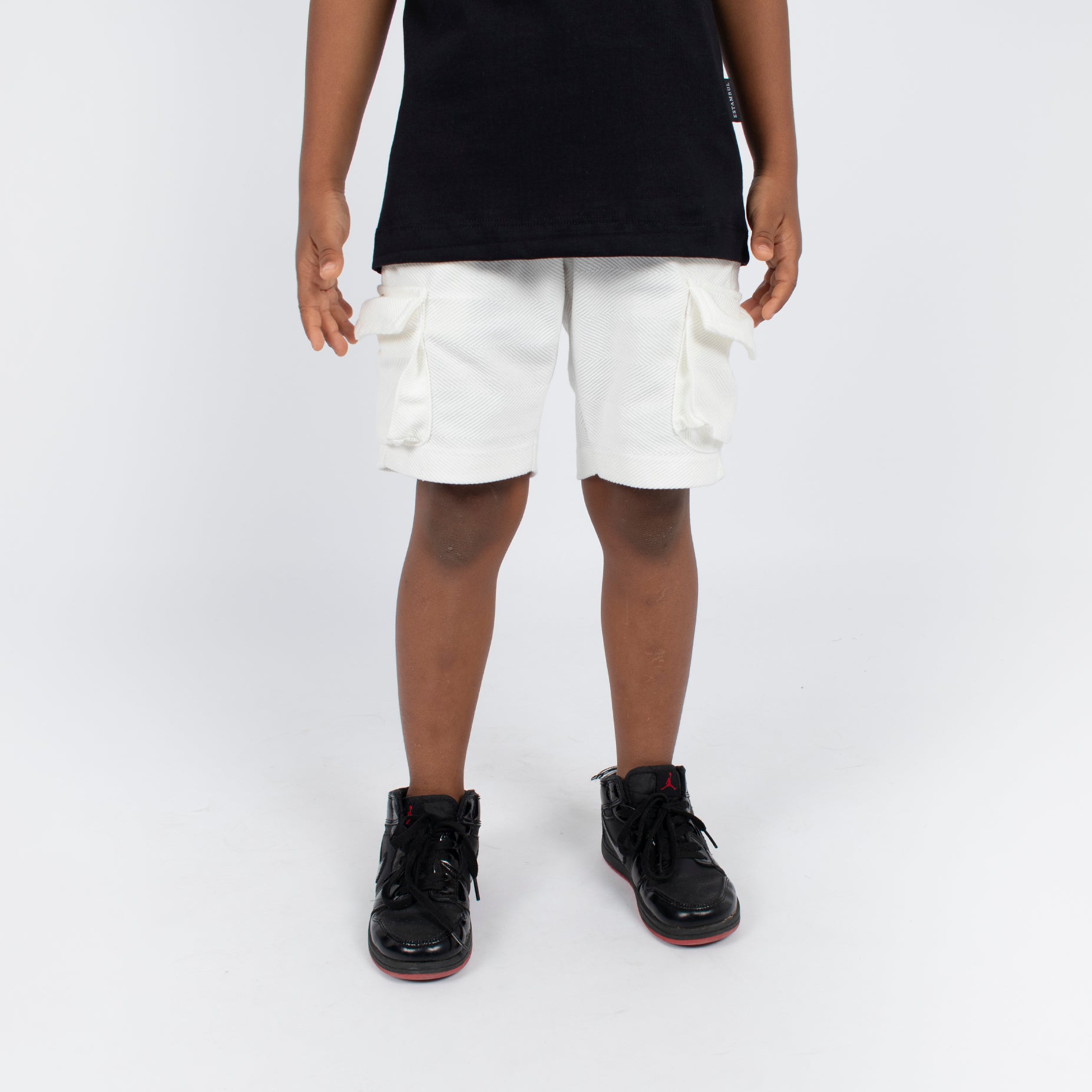 Pantaloneta niño cargo textura blanca