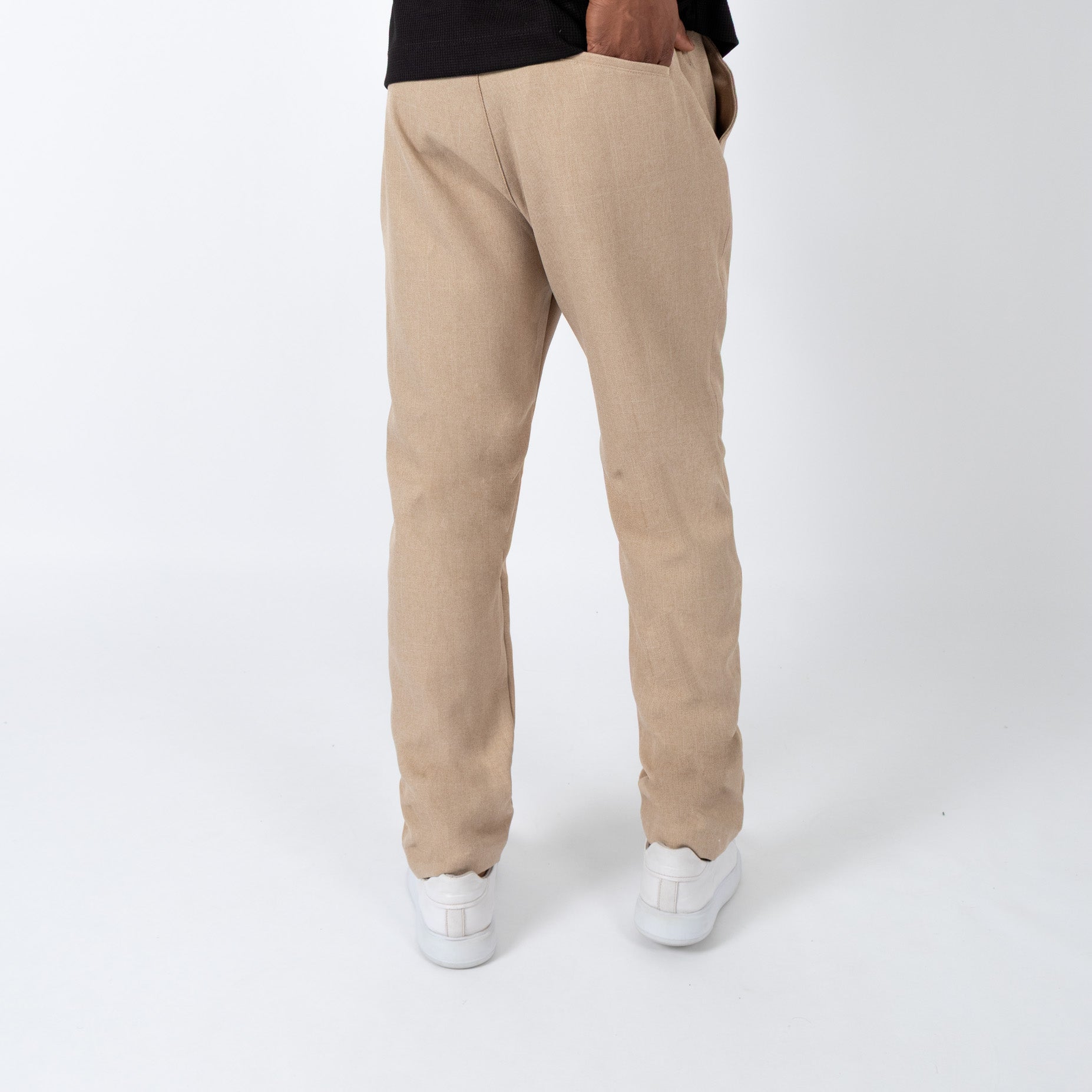 Pantalon hombre en lino taupe