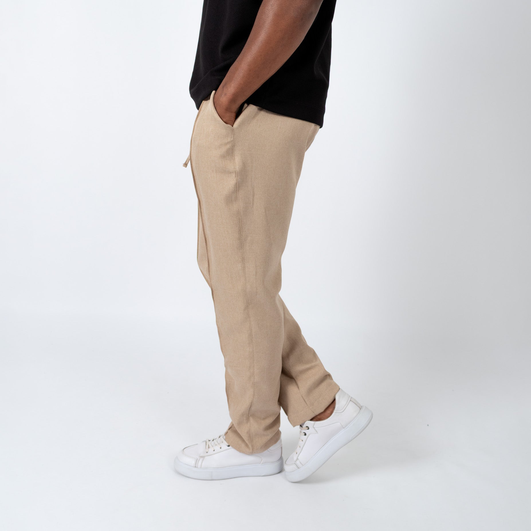 Pantalon hombre en lino taupe