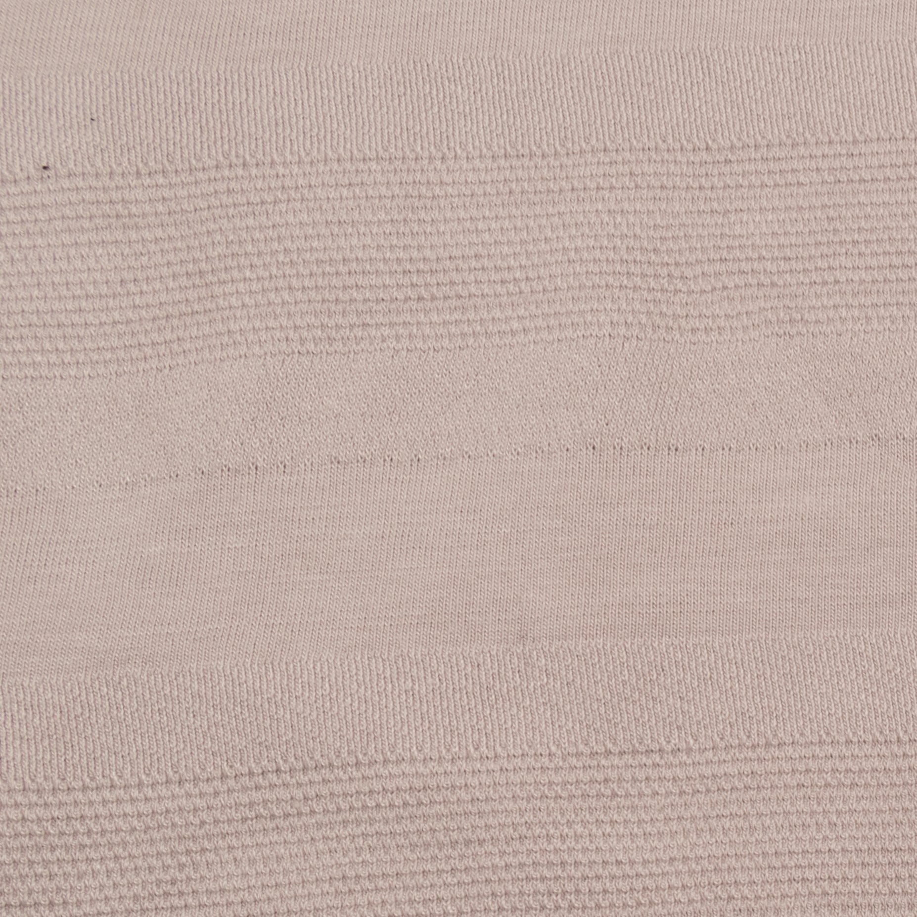 Polo hombre textura y bordado