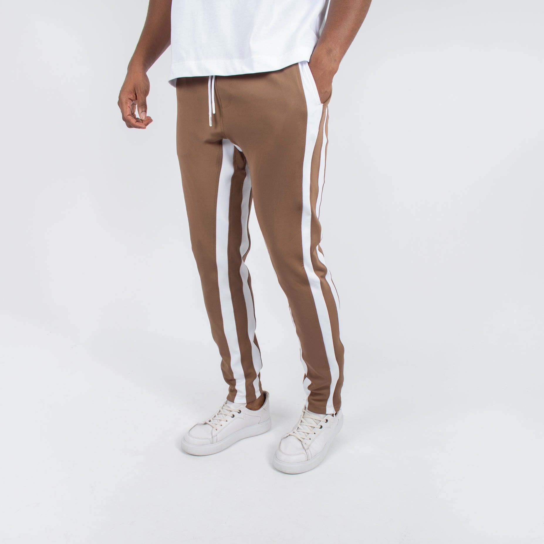 Sudadera hombre cortes y cierre